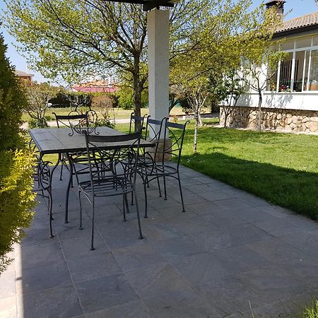 Tres Hermanos Con Piscina Privada Pelabravo Luaran gambar